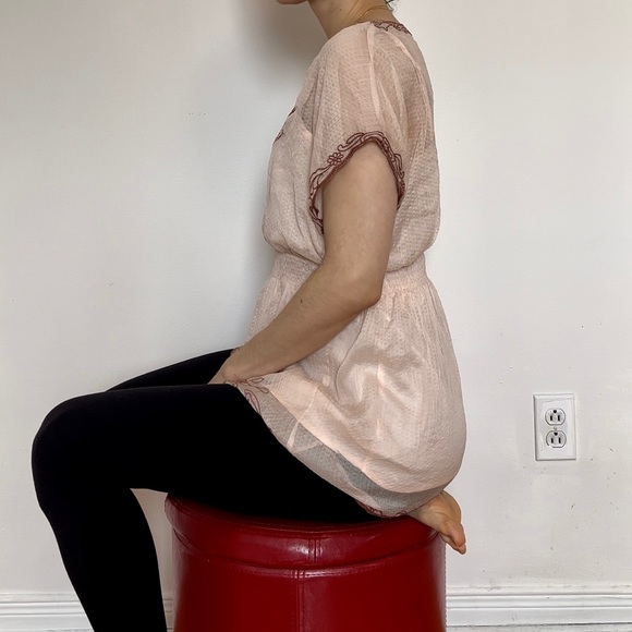 Delicate pink top - Picture 2 of 12